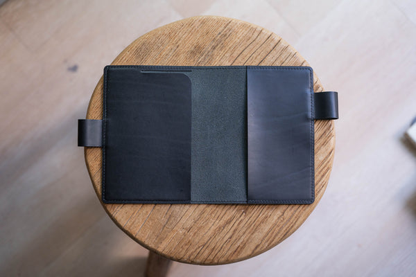 13 COULEURS - Couverture de carnet en cuir Buttero A6/Hobonichi/Midori MD avec passants pour stylos emboîtables