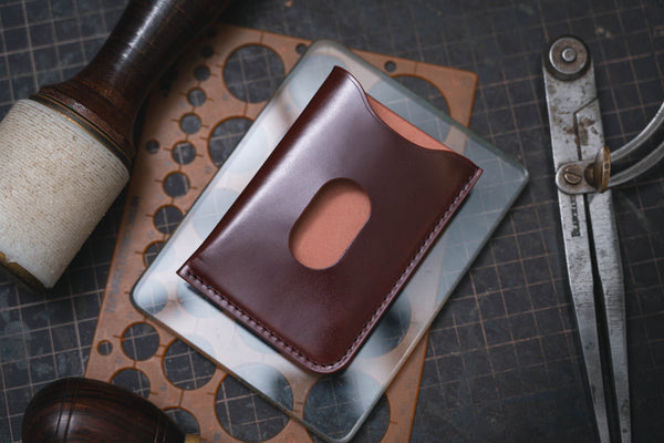 7 FARBEN - Shell Cordovan Minimalistisches Kartenportemonnaie