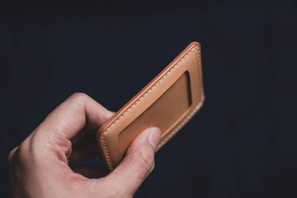 13 COULEURS - Portefeuille en cuir Buttero avec fenêtre et porte-cartes