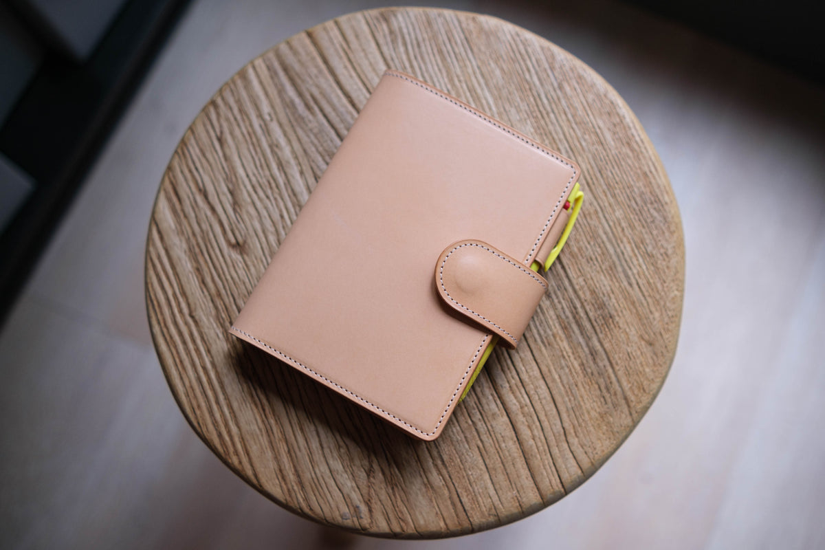 6 COLORS - A5/Hobonichi/Midori MD Natural Snap Closure Pebbled Leather –  Eternal Leather Goods