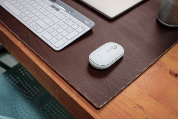 13 COULEURS - Bureau/clavier et tapis de souris en cuir Buttero cousu