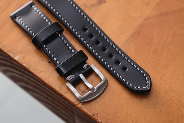 Schwarzes konisches Uhrenarmband aus Shell Cordovan-Leder (18, 20, 22 und 24 mm)