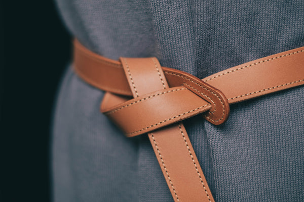 13 COULEURS - Ceinture nouée en cuir Buttero caramel pour femme