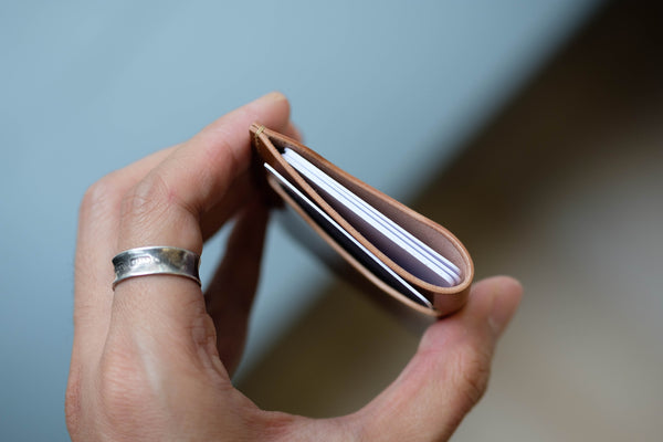 7 FARBEN - Shell Cordovan Minimalistisches Kartenportemonnaie