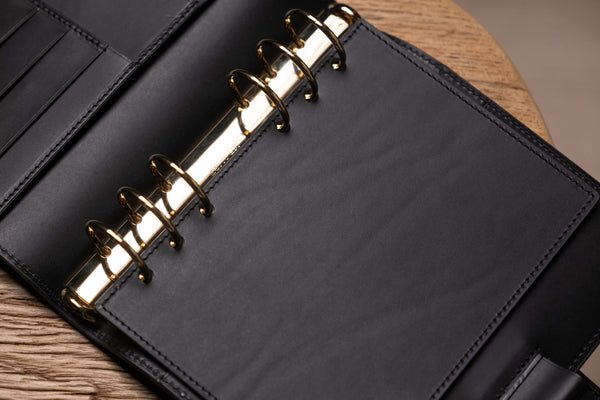 Page de garde en cuir pour organisateurs de bagues
