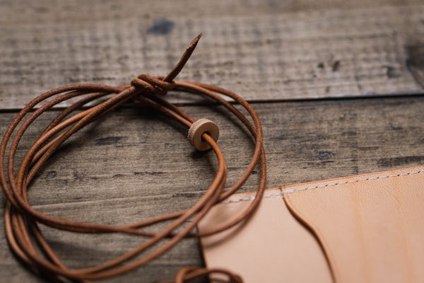 Porte-carte d'identité en cuir naturel (grand)