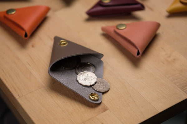 13 COLORS - Vegetable-tanned Leather Triangle Coin Purse, Utility Pouch - Eternal Leather Goods