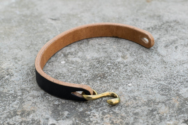Black Vegetable-tanned Leather S Hook Bracelet