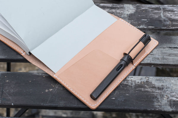 A6/Hobonichi/Midori MD Natural Elastic Closure Leather Notebook Cover with card pockets