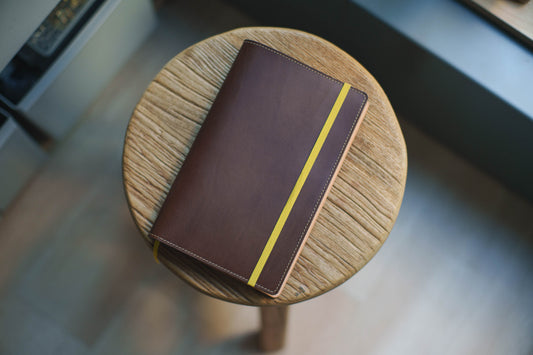 Carnet classique Buttero Moleskine personnalisable avec couverture en cuir bicolore