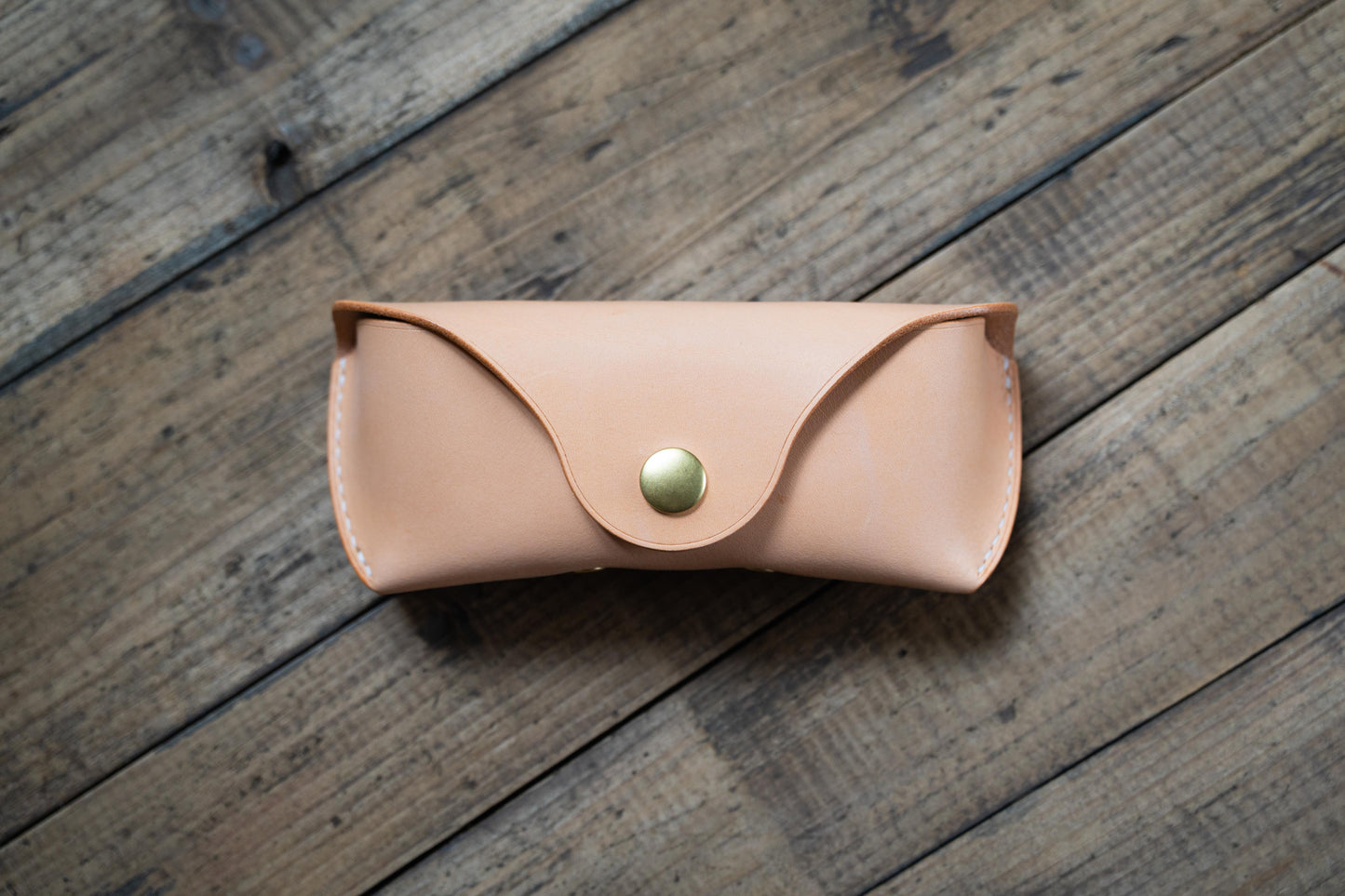 13 COULEURS - Étui à lunettes et lunettes en cuir Buttero