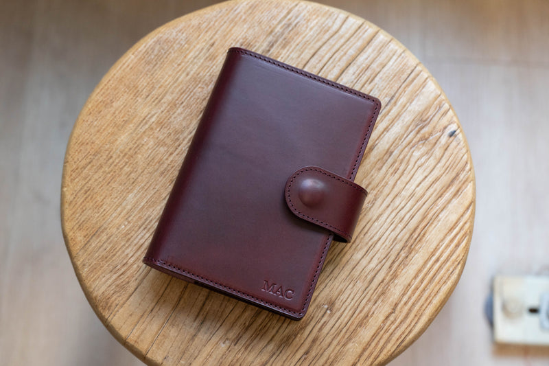 13 COULEURS - Couverture de carnet en cuir naturel à fermeture à pression A6/Hobonichi/Midori MD avec emplacements pour cartes