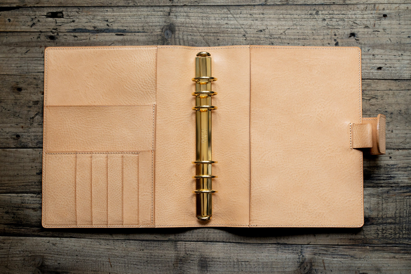 A5 Pebbled Leather Ring Organizer with Krause rings