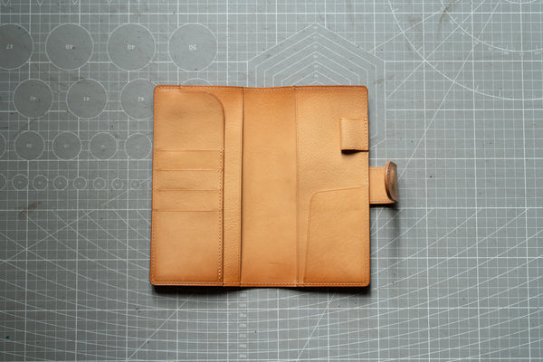 Clearance - Lined Natural Pebbled Leather Weeks Cover