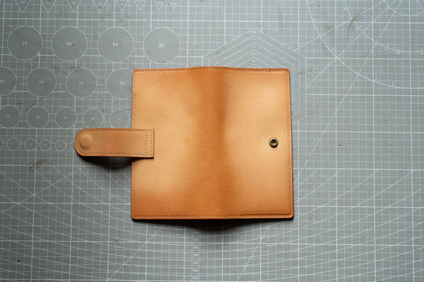 Clearance - Lined Natural Pebbled Leather Weeks Cover