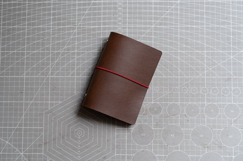 Buttero Leather Ring Binder Cover with Elastic Closure