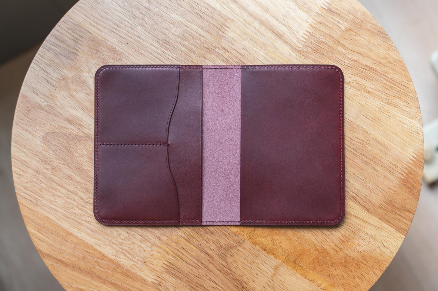 13 COULEURS - Étui à passeport en cuir Buttero 
