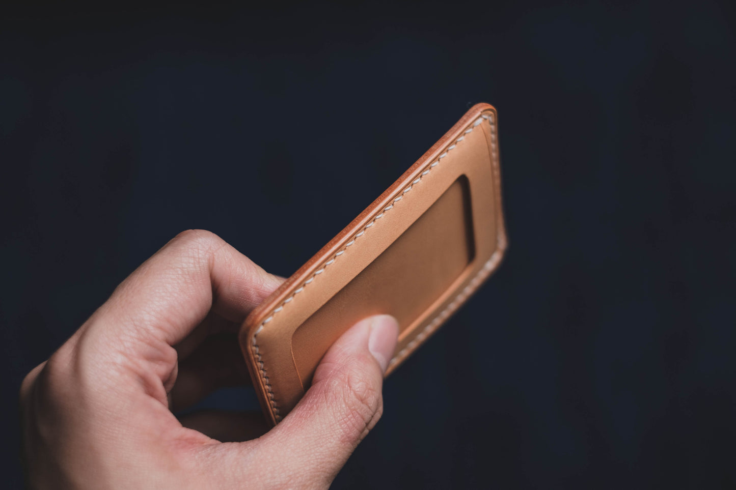 13 COULEURS - Portefeuille en cuir Buttero avec fenêtre et porte-cartes