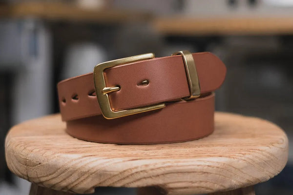 Brown Vegetable tanned Leather Standard Belt - front view with solid brass buckle and solid brass belt loop