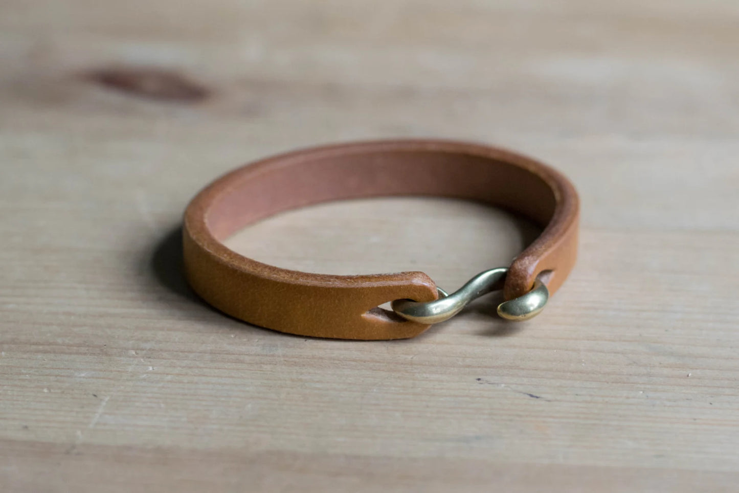 Brown leather bracelet with a solid brass S Hook