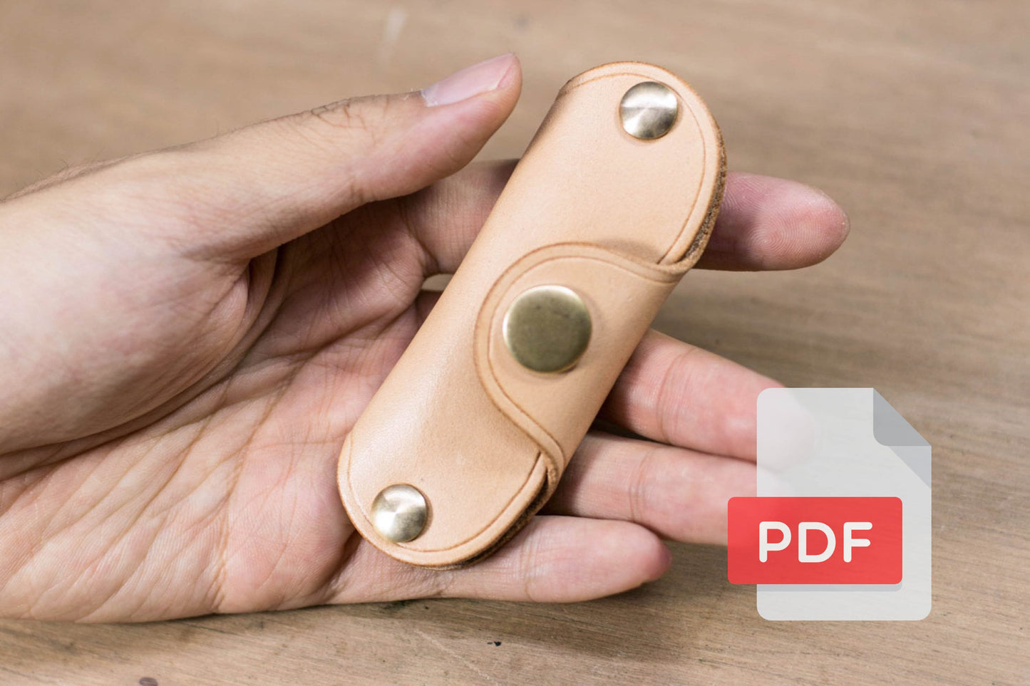 Modèle PDF de porte-clés pivotant en cuir n° 32 - Patron numérique pour le travail du cuir - Formats A4 et Lettre