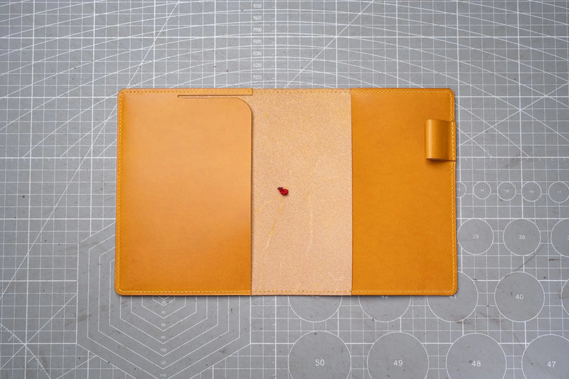 Couverture de cahier à fermeture élastique naturelle B6/Stalogy