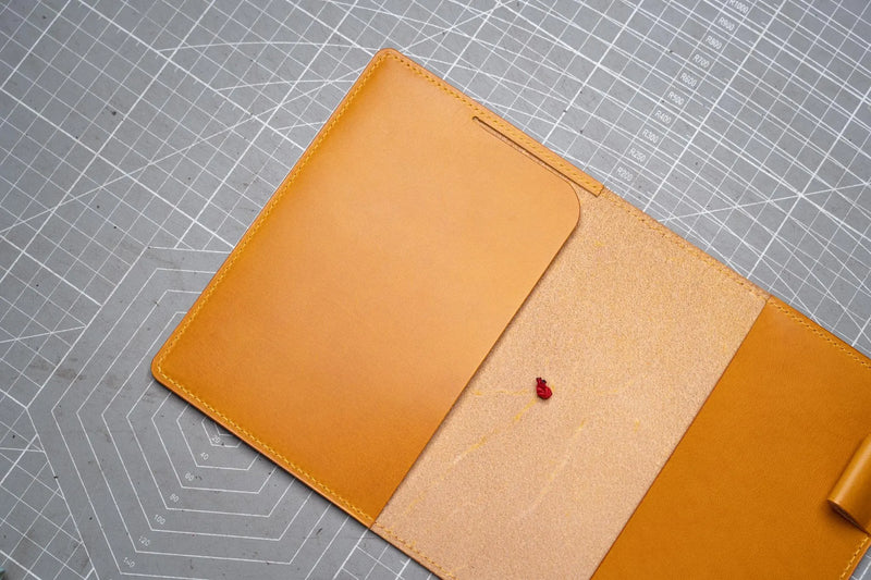 Couverture de cahier à fermeture élastique naturelle B6/Stalogy