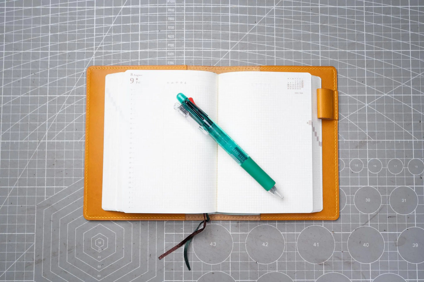 A6+/Hibino/5-Year Hobonichi Buttero Leather Elastic Closure Notebook Cover