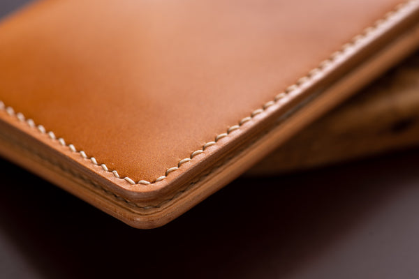7 COLORS- Burgundy Shell Cordovan & Natural Leather Vertical Card Wallet - Eternal Leather Goods