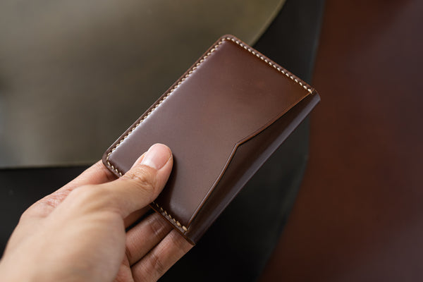 7 COLORS- Brown Shell Cordovan & Natural Leather Vertical Card Wallet - Eternal Leather Goods