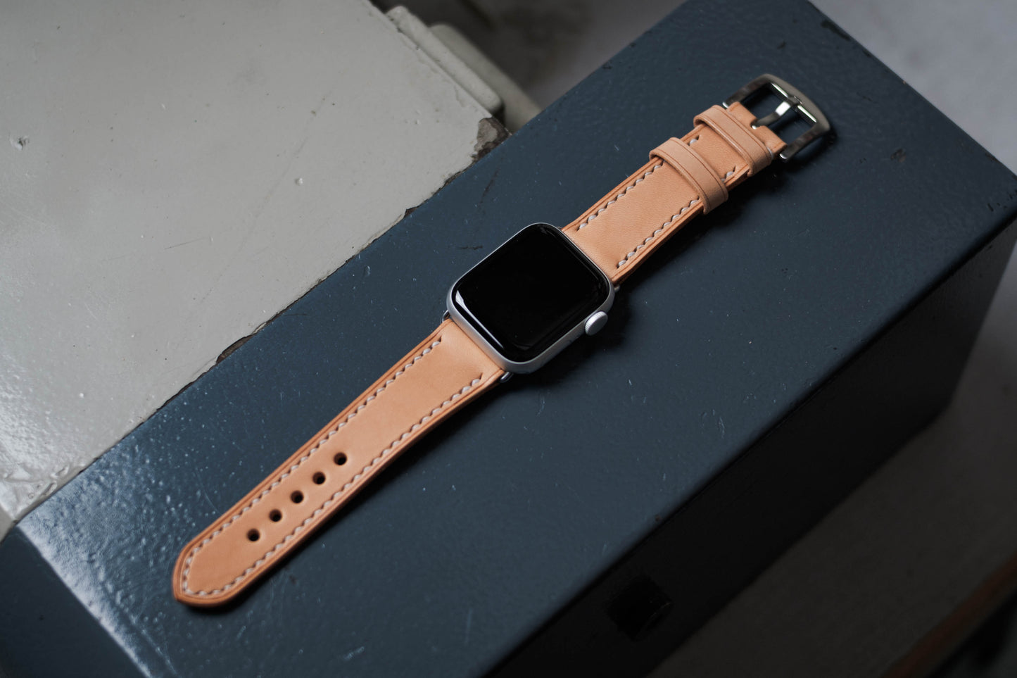 Bracelet de montre basique en cuir naturel pour Apple Watch