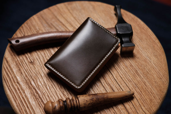 7 COLORS- Olive Green Shell Cordovan & Natural Leather Vertical Card Wallet