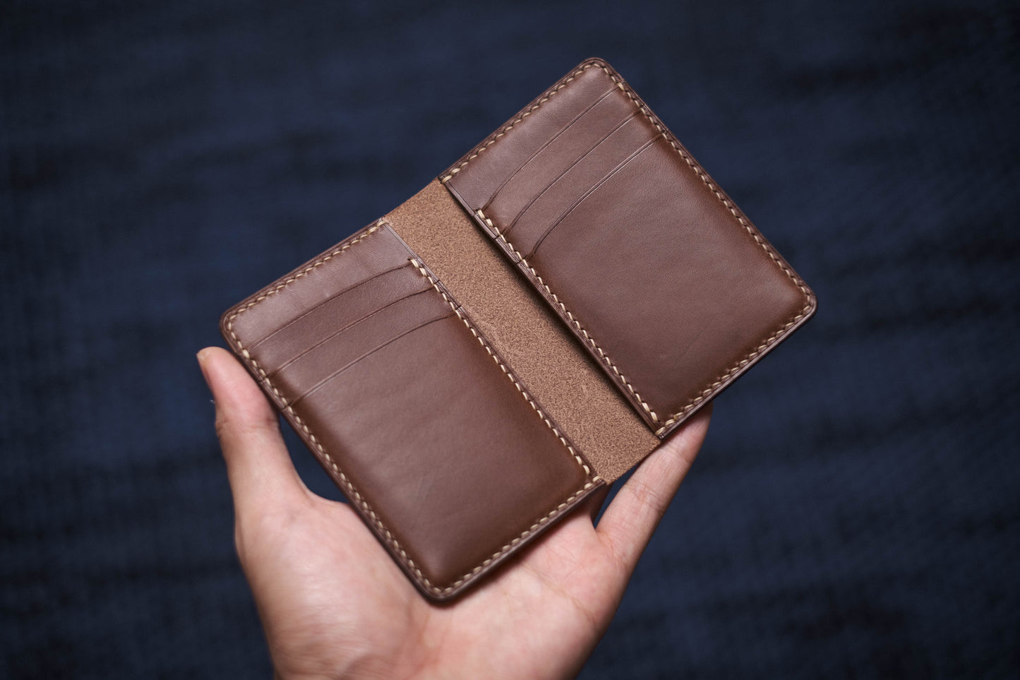 Portefeuille vertical en cuir marron Buttero