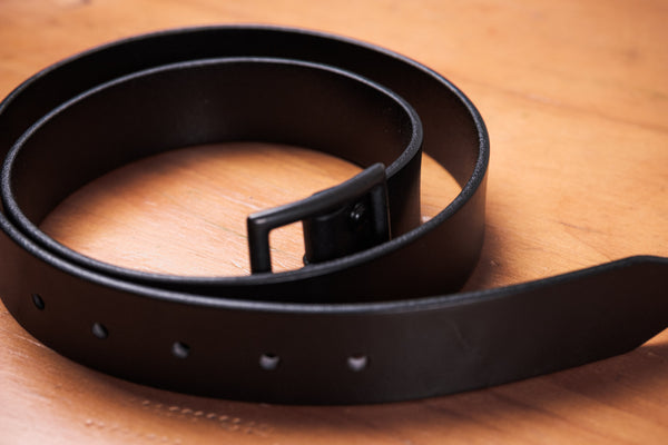 Blackout Unisex Vegetable-tanned Leather Garrison Belt (~1.3 inch, 34 mm wide) - Eternal Leather Goods