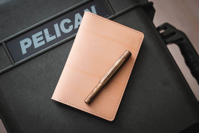 Portefeuille/étui en cuir naturel pour notes de terrain