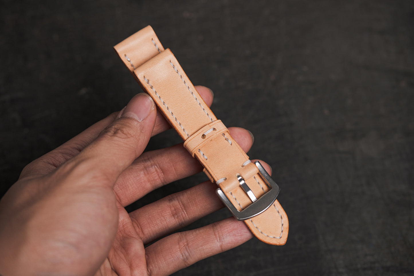 Bracelet de montre conique en cuir naturel (18, 20, 22 et 24 mm)
