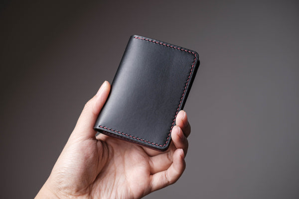 Black/Burgundy Leather 4-Slot Vertical Card Wallet
