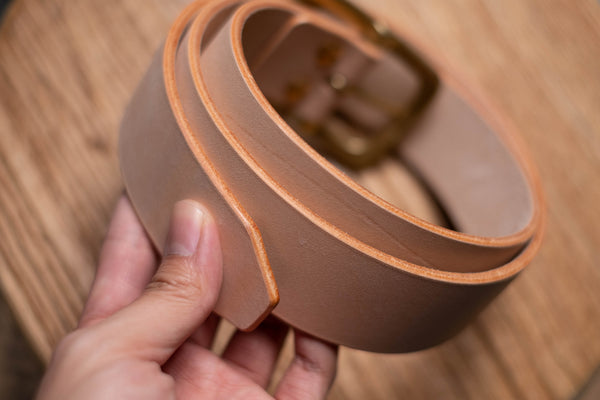 Veg-Tan Leather Belt - Detail shot of hand-burnished edges
