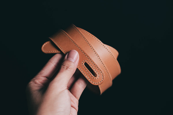 Caramel Buttero Leather Ladies' Knotted Belt - Front view