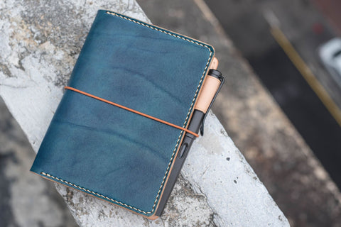 A6/Hobonichi/Midori MD Navy Blue Elastic Closure Leather Notebook Cover