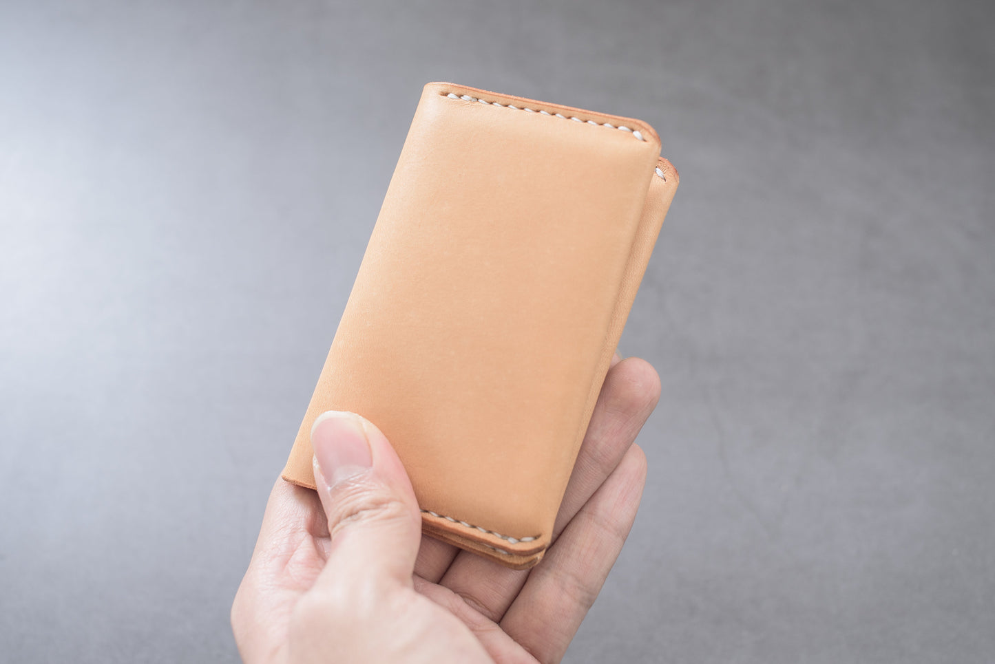 Porte-cartes de visite pliable en cuir naturel
