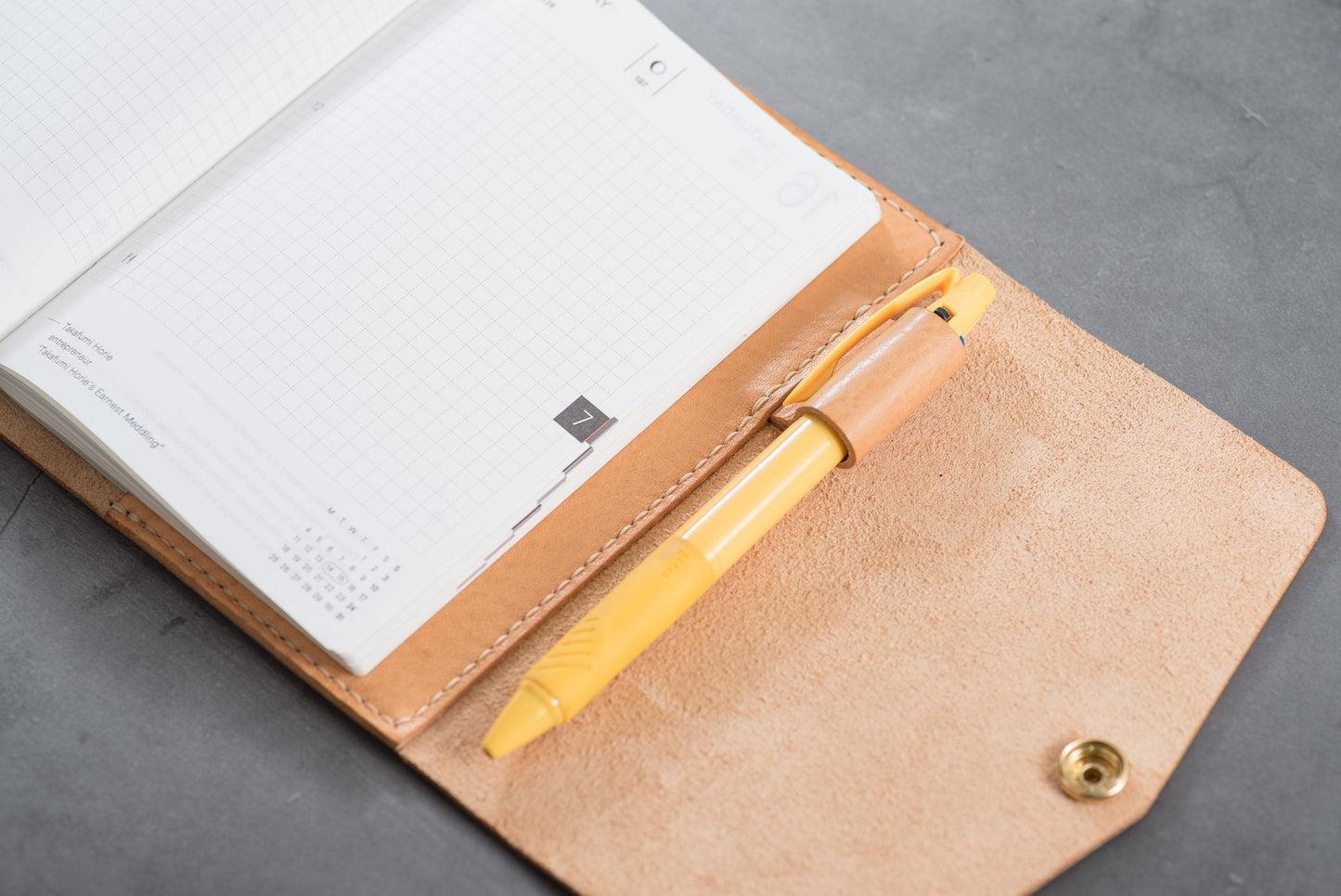 6 COULEURS - Couverture de carnet à trois volets en cuir grainé naturel A6/Hobonichi/Midori MD