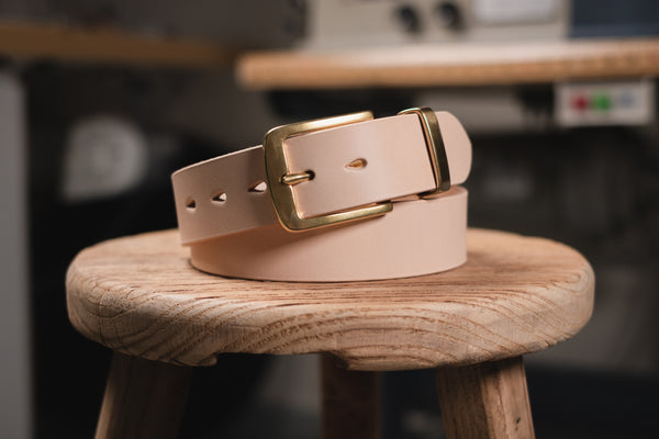 Natural Full-grain leather standard belt with solid brass buckle and solid brass belt keeper and teardrop holes