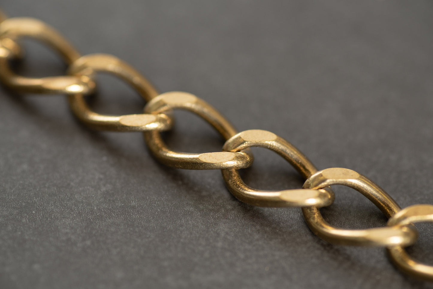 A solid brass wallet chain with a trigger snap - close up for chain